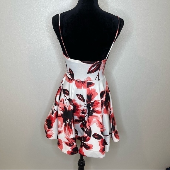 Trac Floral Summer Swing Dress size Small - Picture 7 of 7
